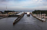 Foto, Bild: Nord-Ostsee-Kanal (NOK, Kiel Canal), Schleuse Brunsbttel (Brunsbttel Locks)
