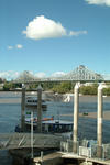 Foto, Bild: Eagle-Street-Pier und Story-Bridge in Brisbane