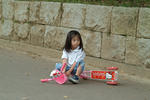 Foto, Bild: Mädchen in Pusan ist mit Roller gestürzt